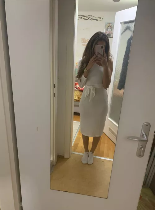 Is it to long? 🤔 by MiaDiamond1997