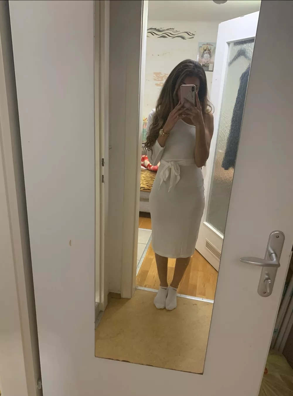 Is it to long? 🤔 posted by MiaDiamond1997