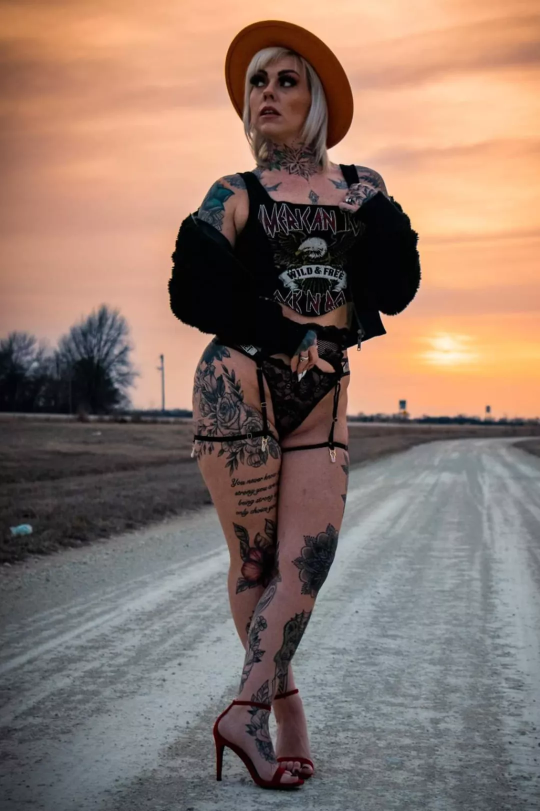 Jess 🖤 posted by Tattooedbarbie86