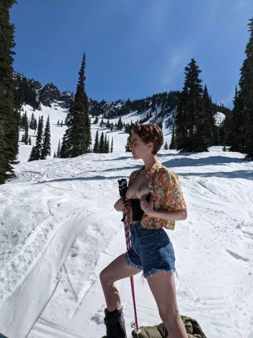 Life's more fun when you stop giving a fuck 🤟 by outdoorcouples