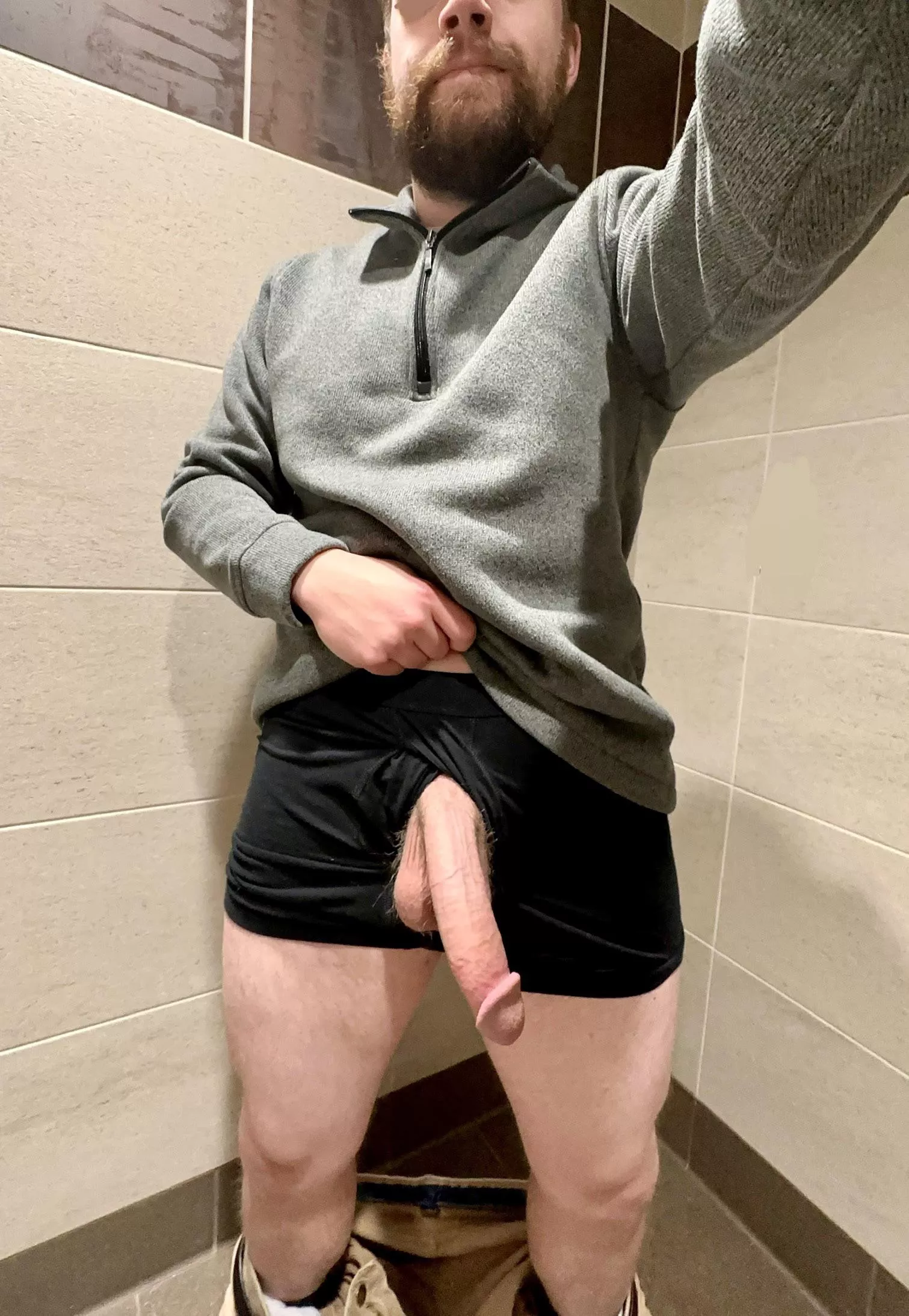 Not your average dad. [35] posted by icytonight23