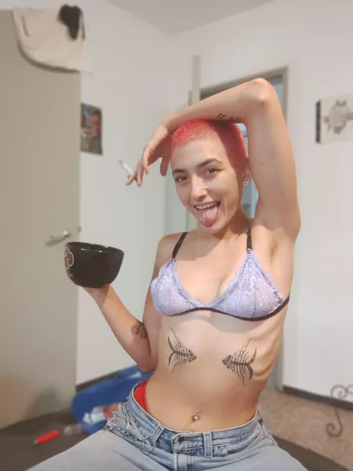 Pink hair 😍 by esmeralda_420