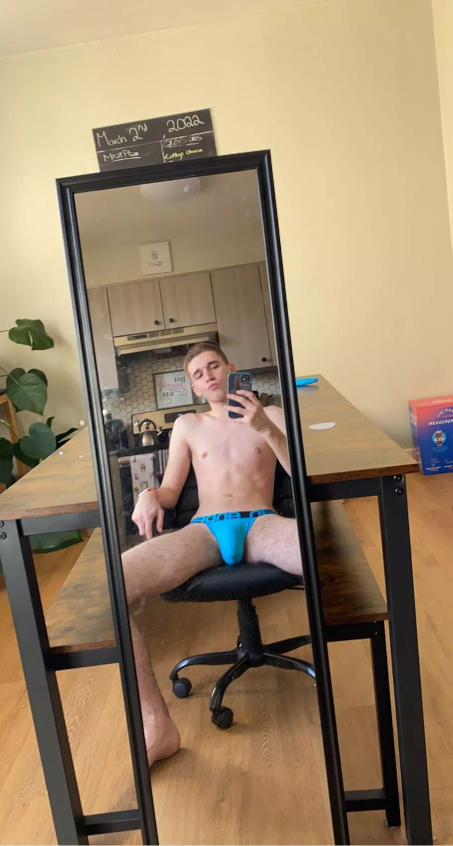 Straight but love wearing jocks. let’s chat about it posted by CeleryNo5022