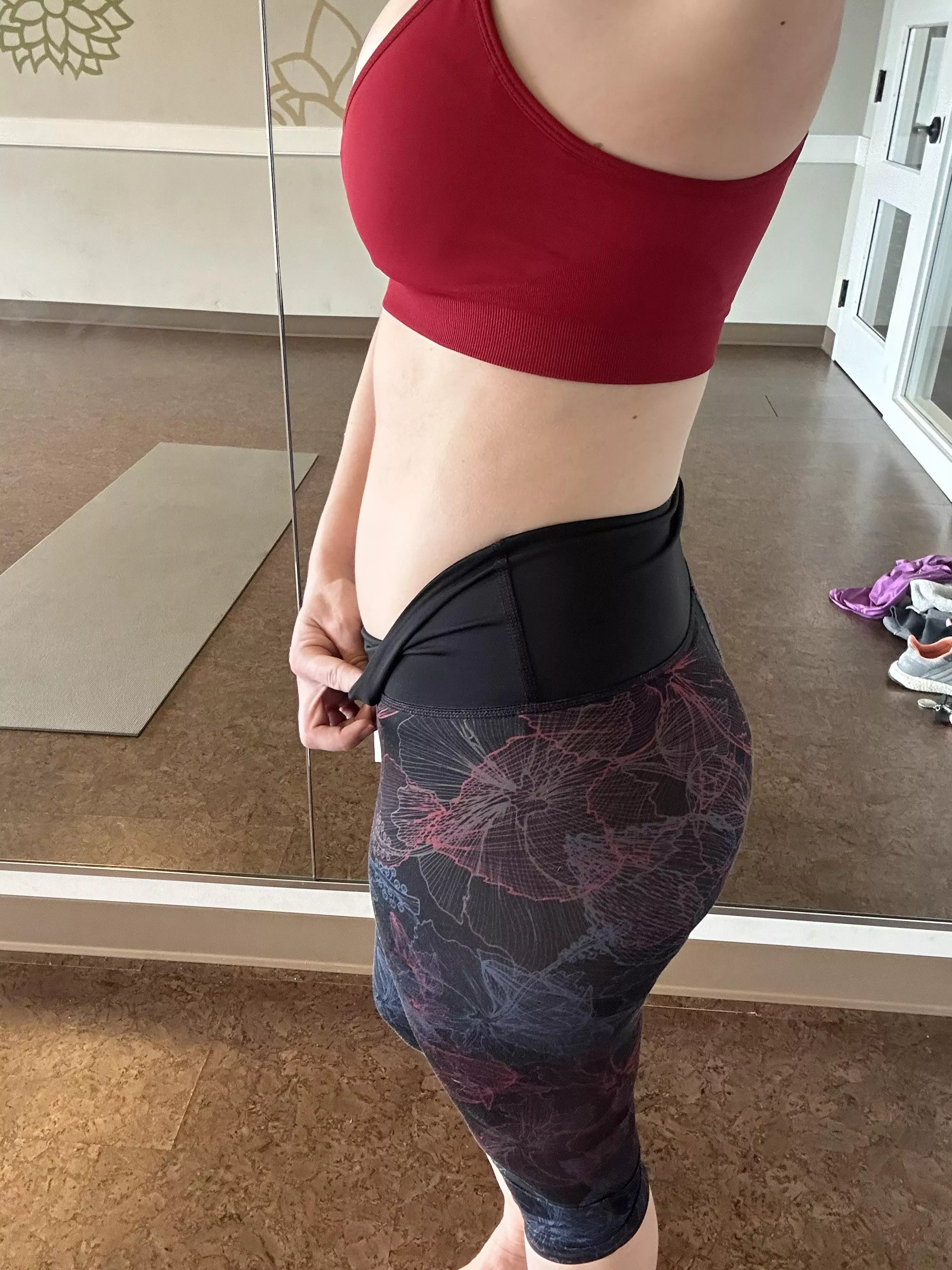 Working hard to get these abs to show. posted by mebelowtheknees