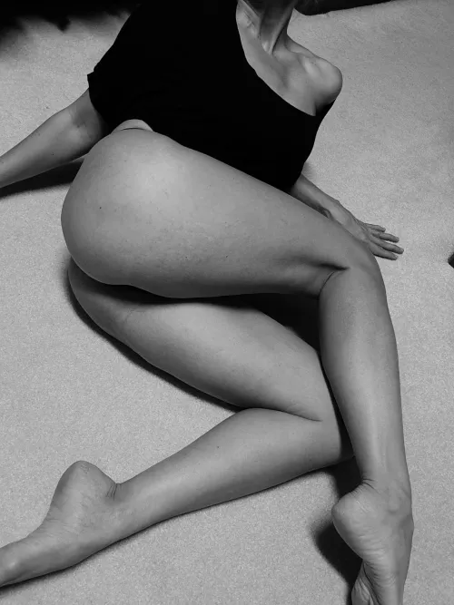 A good rub down would be a great start to the day. by bunnywithbenefits