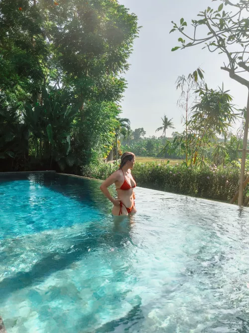 Aesthetically pleasing to the eyes by hardlifeofgoldie