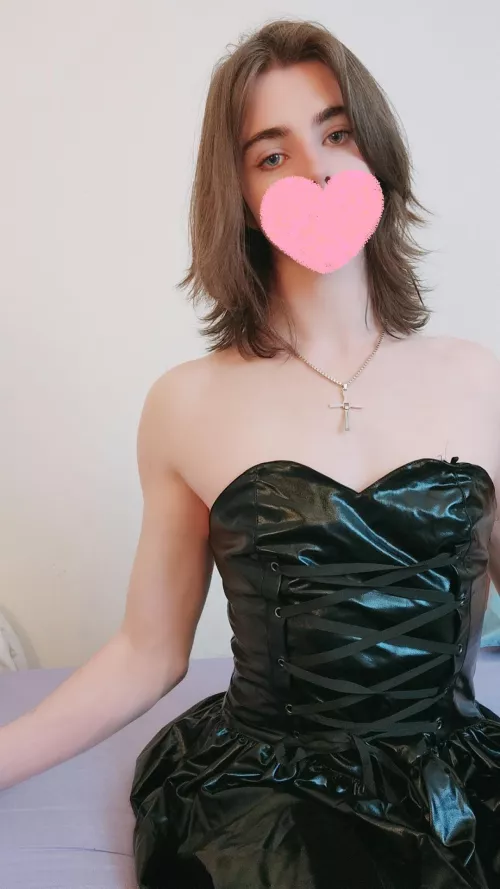 Boys in dresses are the best boys 🫶🏻 by Snowboyoffical