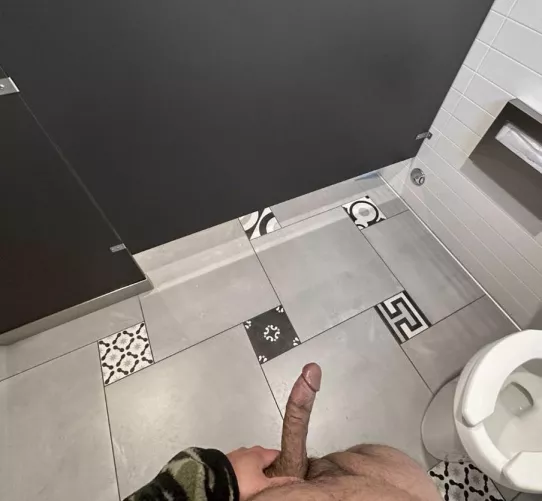 Bricked up in the stall🌶️ by ShiestyStick94