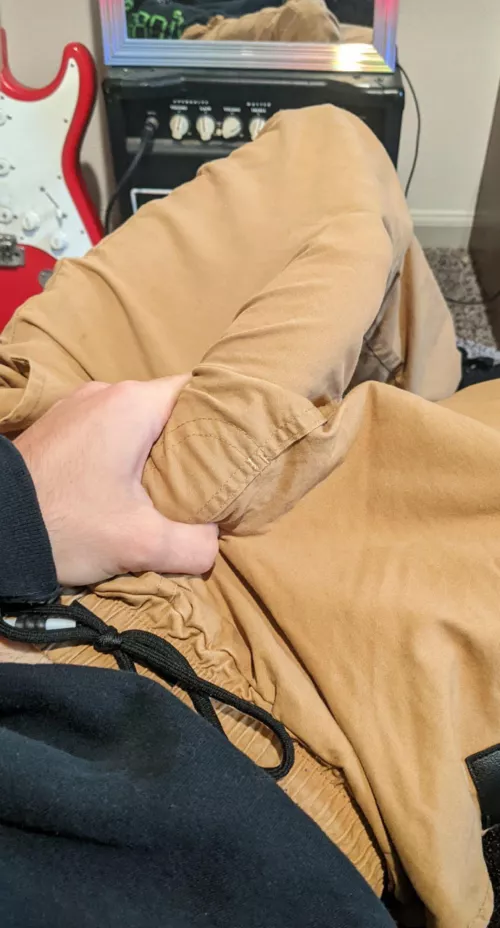 BWC dom looking for brown, desi, hijabi, or Asian by miketyou3637