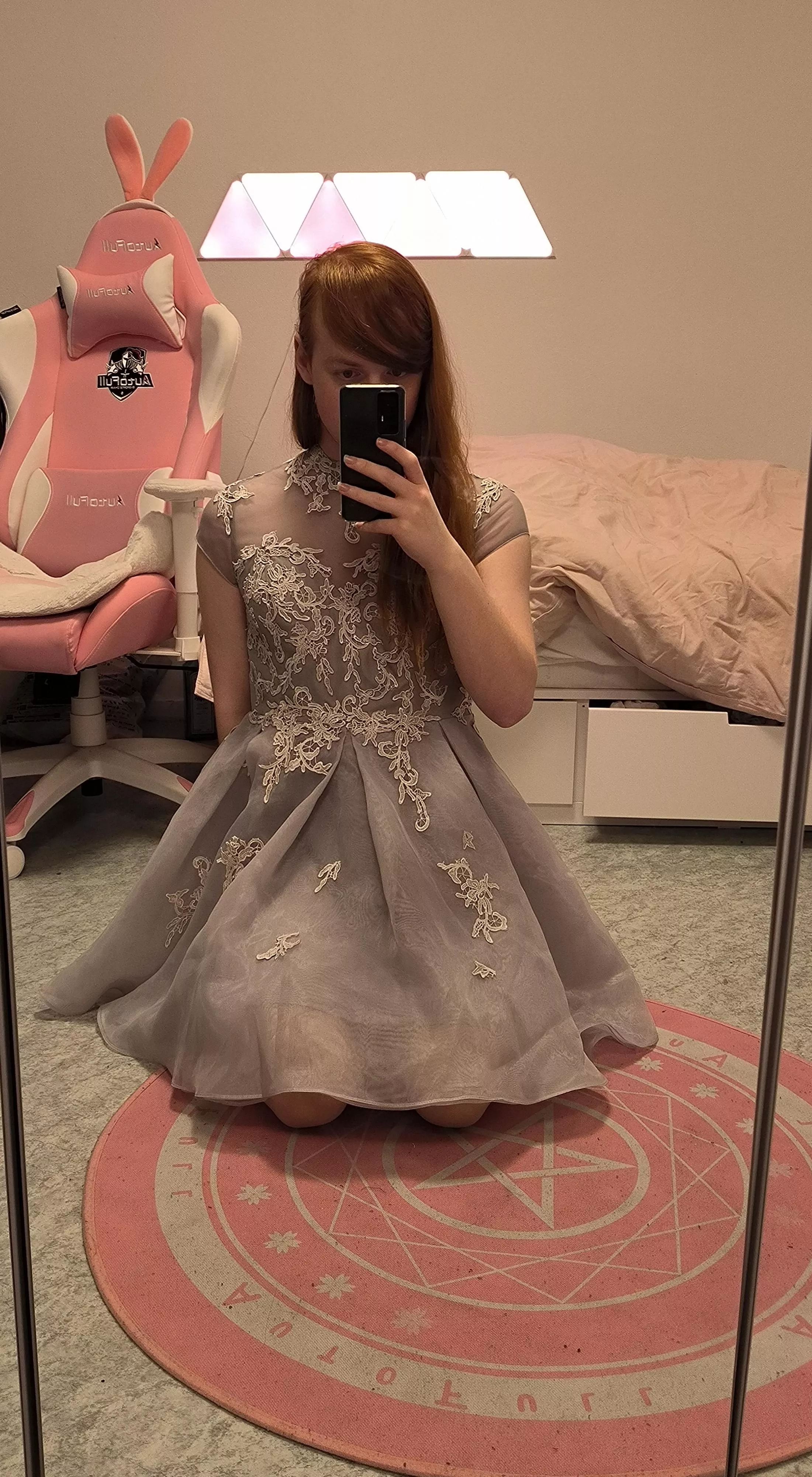 Can i be your prom queen? 💕 posted by BoiPrincess