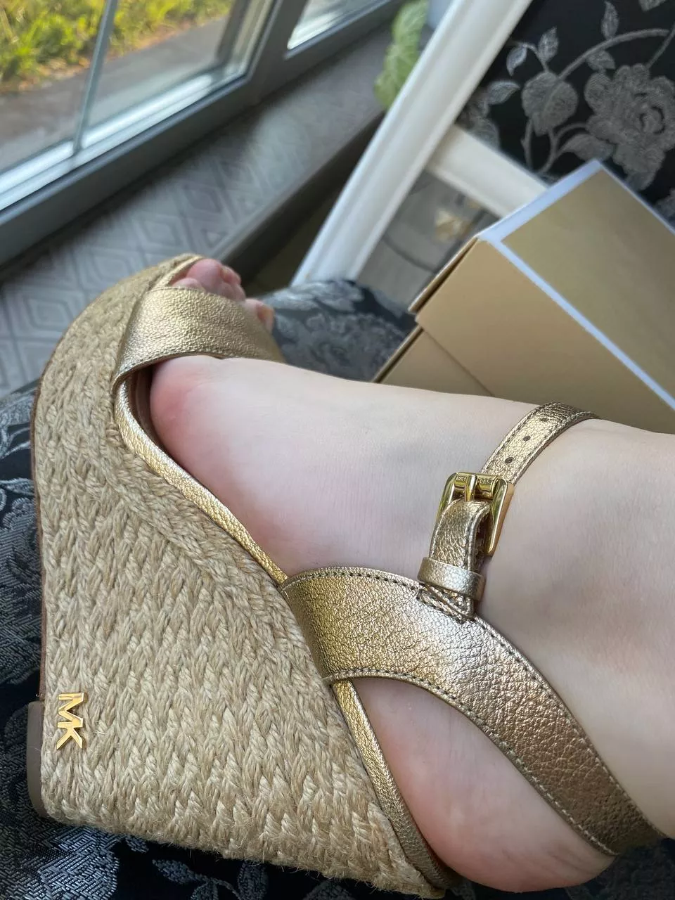 Can't wait to hot weather and walk in them posted by betweenForearm41