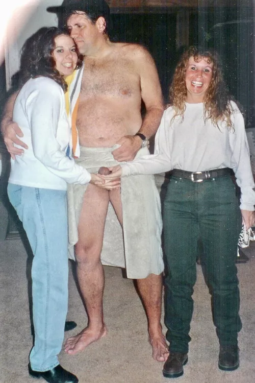 CFNM Classic by StrongLegsMan