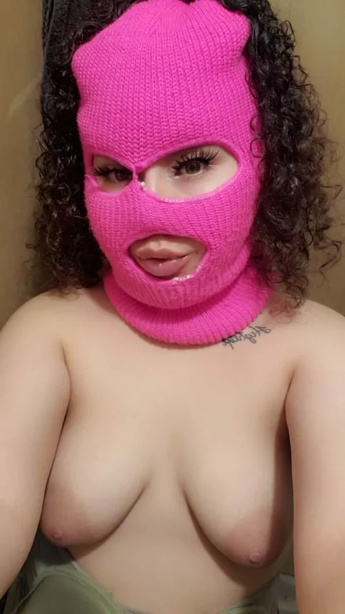 Curls of a latina goddess by PinkmaskDiana