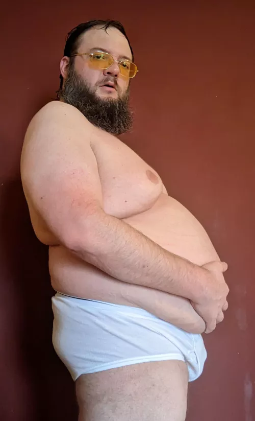 Does this outfit make me look fat? by greatnwrodeo