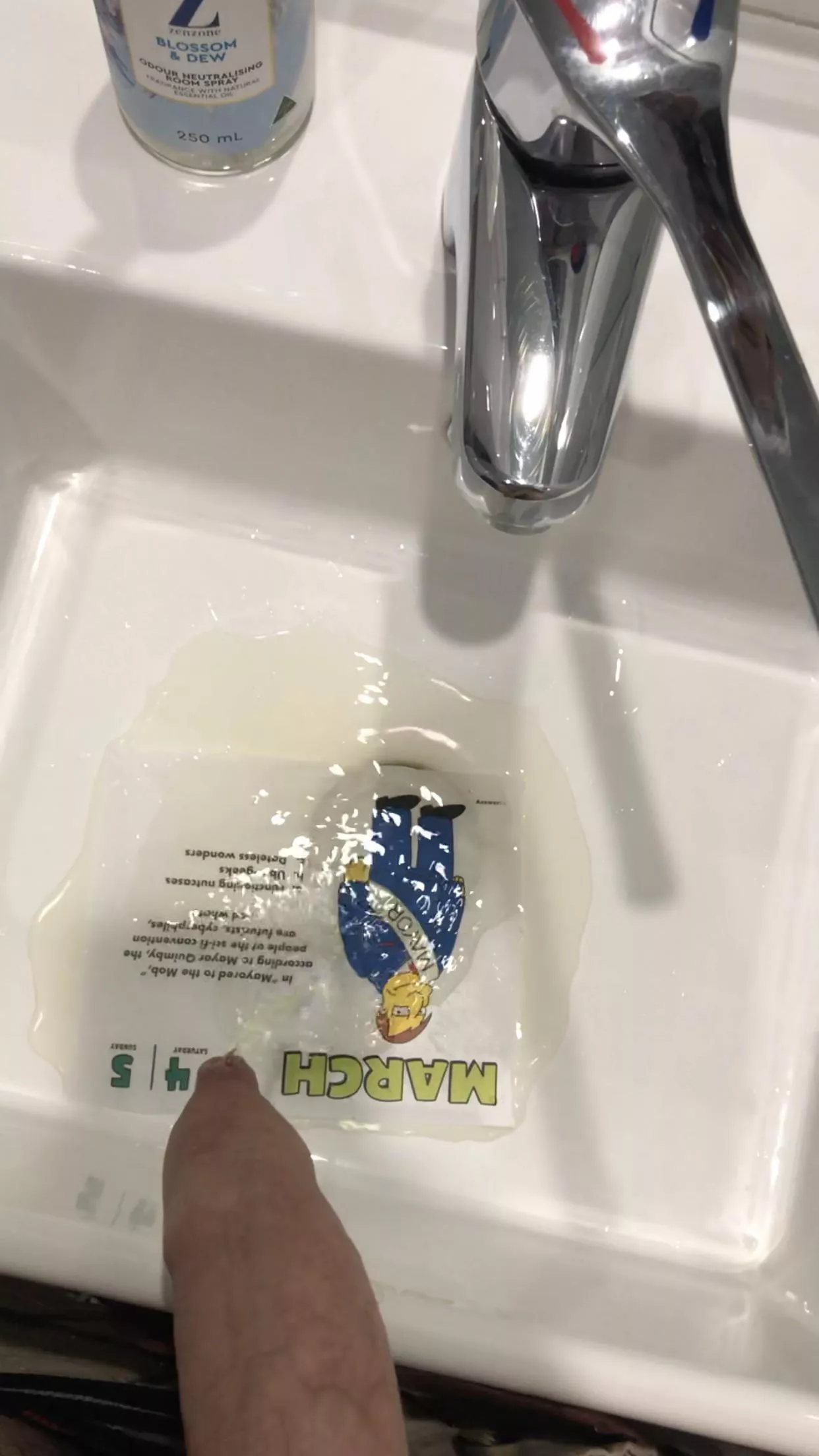 Drenching paper in piss posted by Samdaddykinks