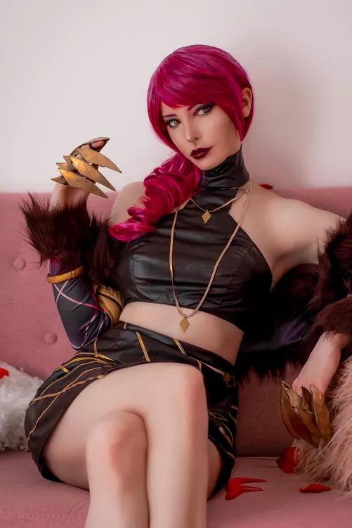 Evelynn cosplay by Lilly Bakamoto (self) by LillyBakamoto