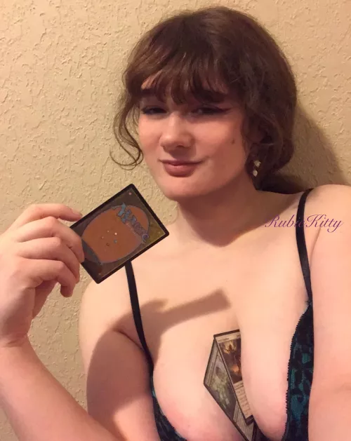 [F] I hope you don’t mind how I hold my cards😉 by RubieKitty