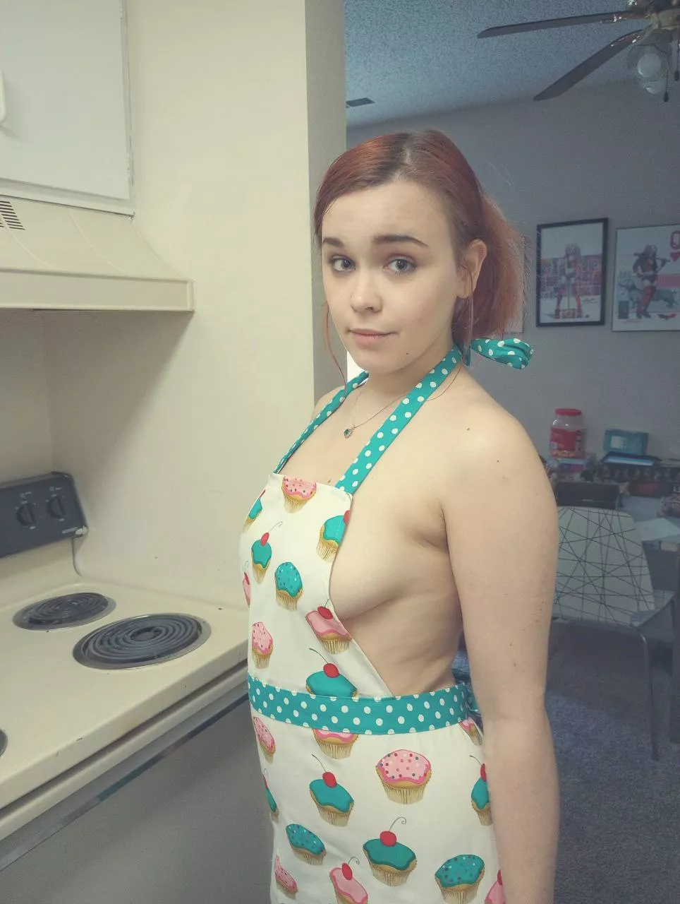 [F] I'm going to bake us a treat! 🧁 posted by VideogameWh0re