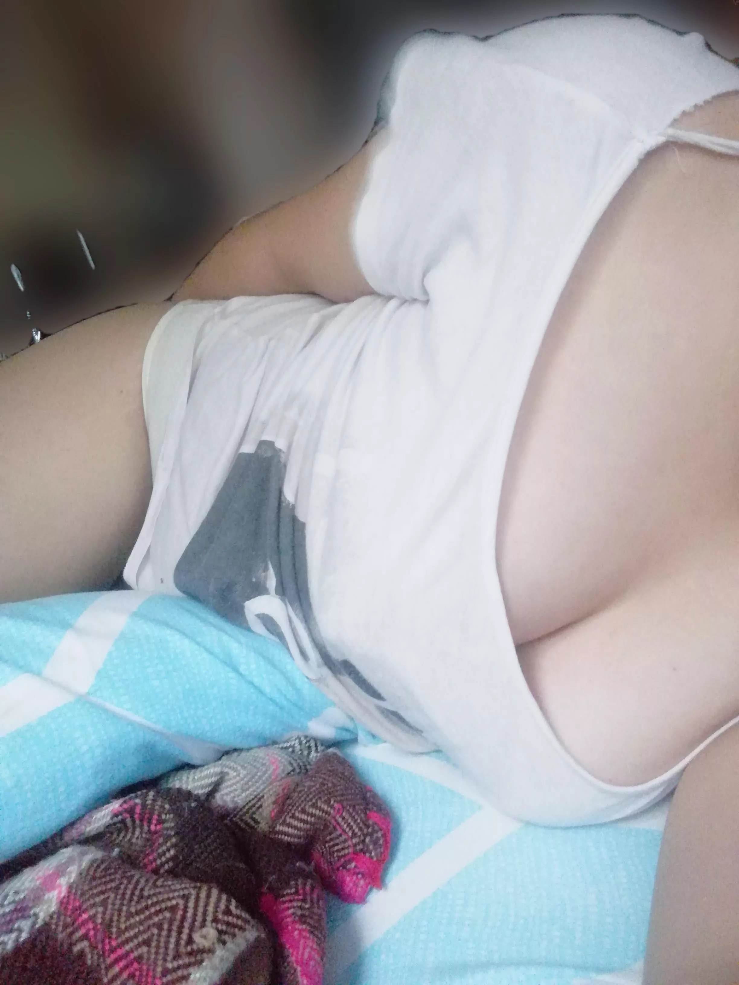 (F) Waiting for the zzzz’s posted by cadburyicecream26