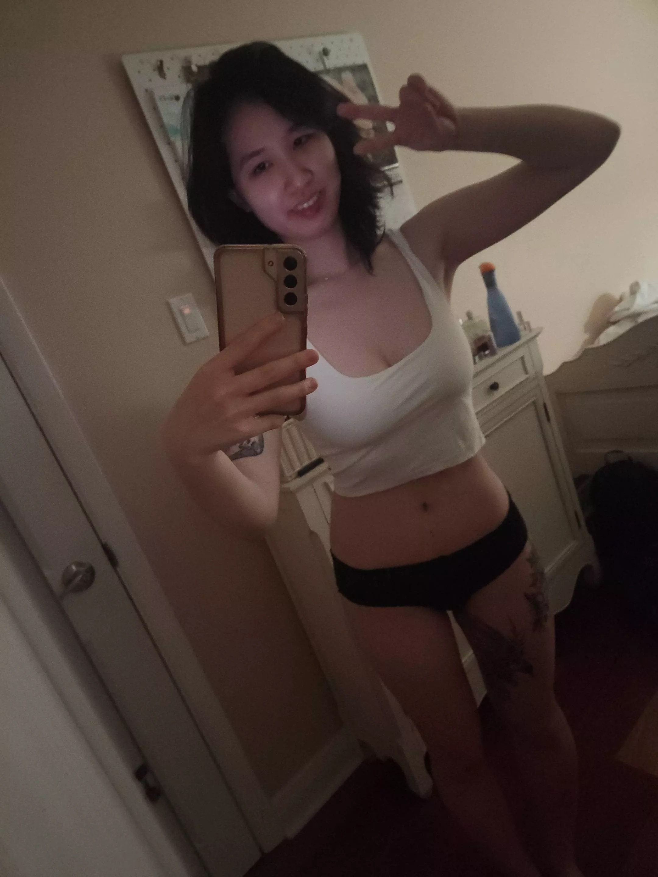 Good ol' no makeup photo 😊 posted by Silent_Apple5789