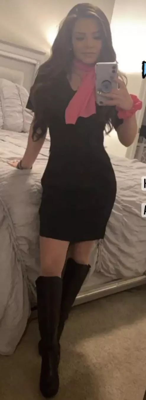 gorgeous posted by Apprehensive-BB