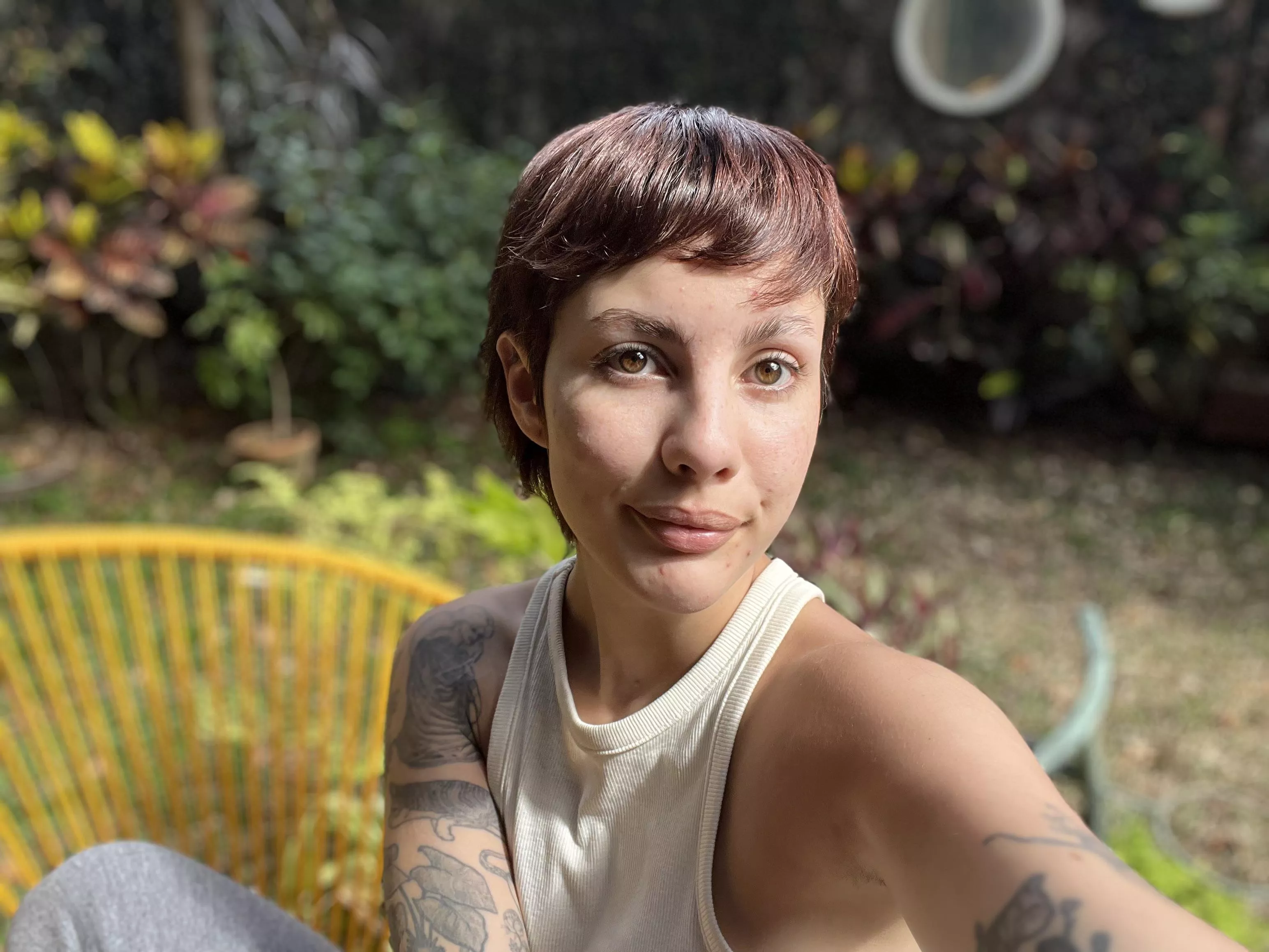 happy trans visibility day 🫶🏼 thanks for making me feel hot in all my gender expressions hehe 🤍 posted by hellosofi