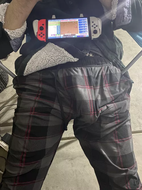 He’s always getting hard around me 🤤 by HumanistCalifornian