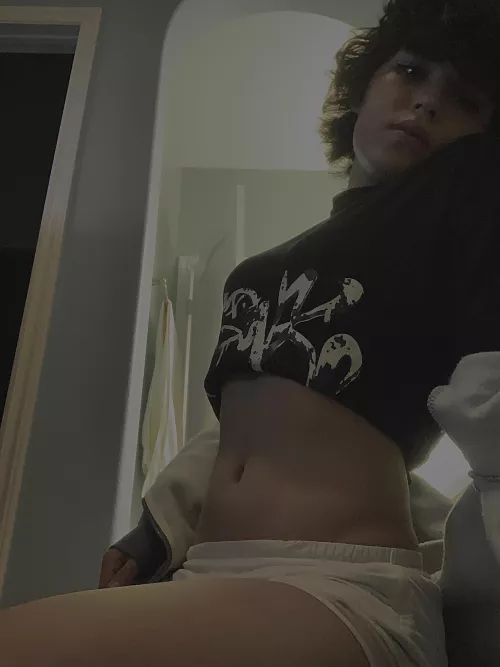 how is my femboy physique ^-^ by mmaei