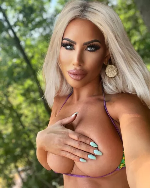 I can be your toy by Fearless_Girlfriend_