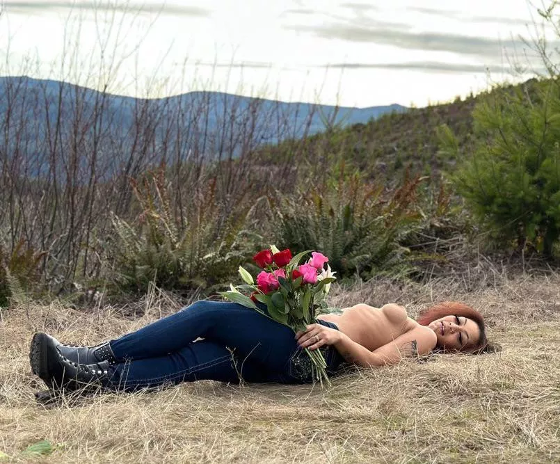 I could lock you in this (rib)cage 💐 posted by LavishnessKey2959