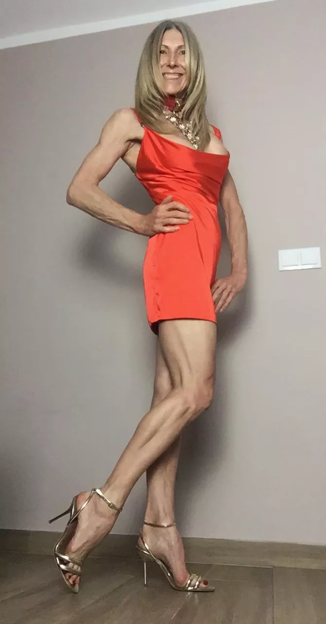 I don't usually wear orange, but these gold heels convinced me otherwise posted by JustJadeUK