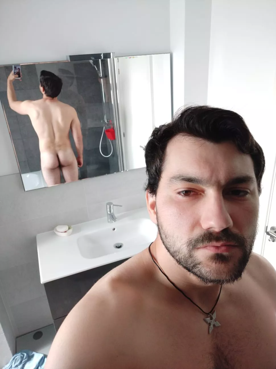 I love to show my round tinny ass to tempt you to do things with it 😈🍑 posted by David_wildbro