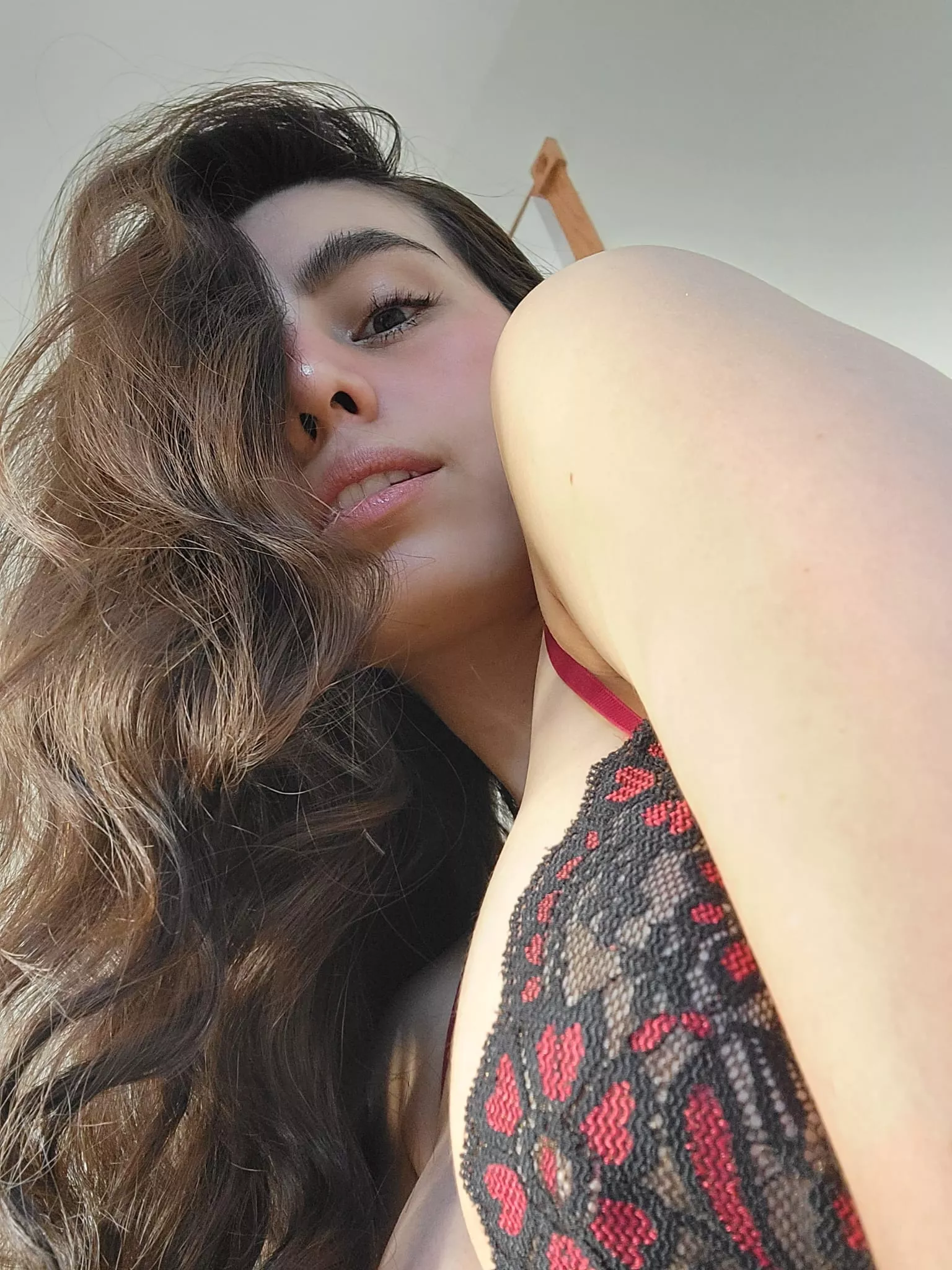 I need some love today (f34) posted by bellashary