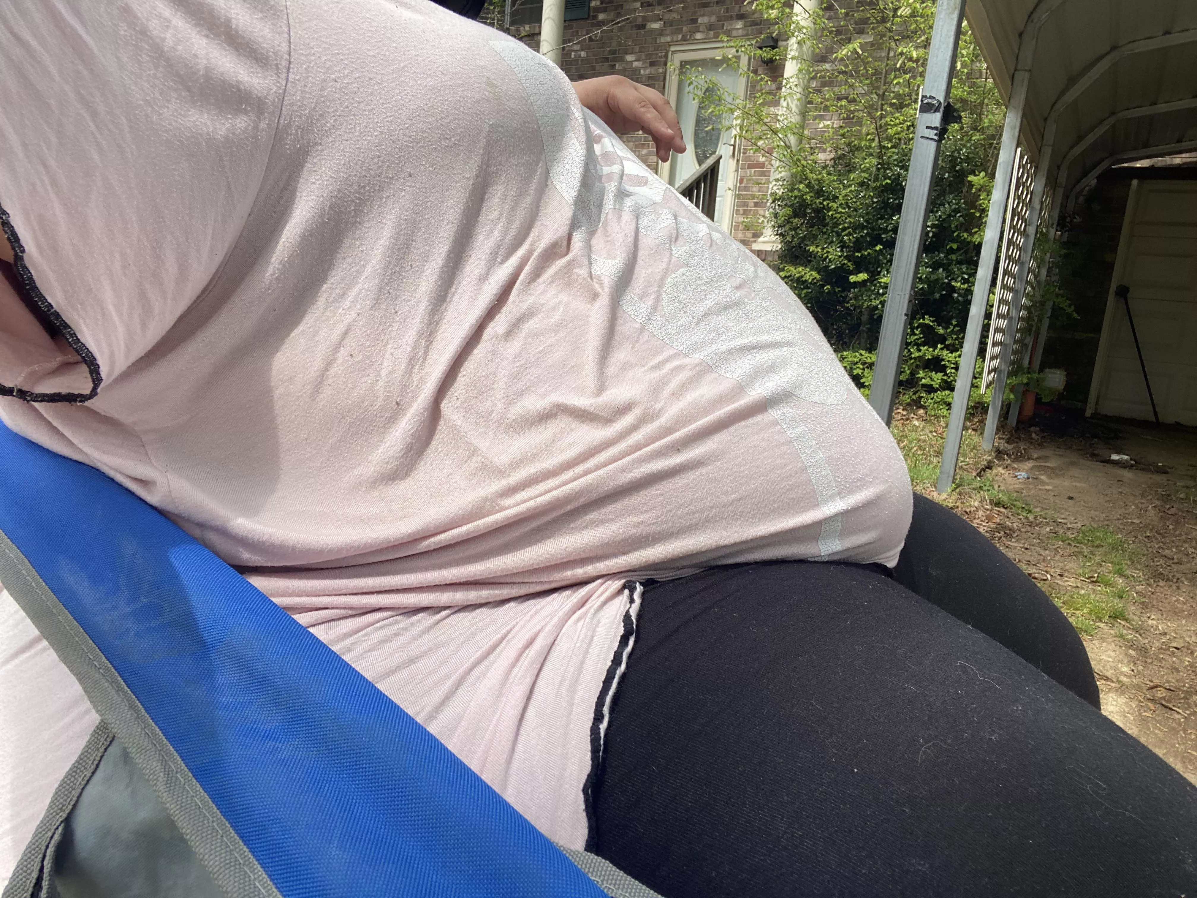 I need someone to feed me ;) posted by fatfeedee1991