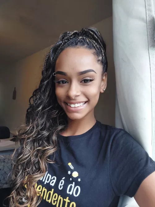 I'm not just a pretty face, I'm a work of art. by eududarosa