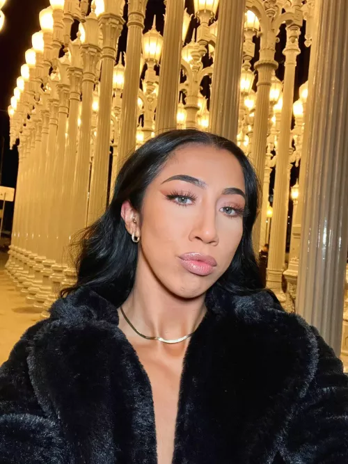 Indi Hartwell by thehornypage