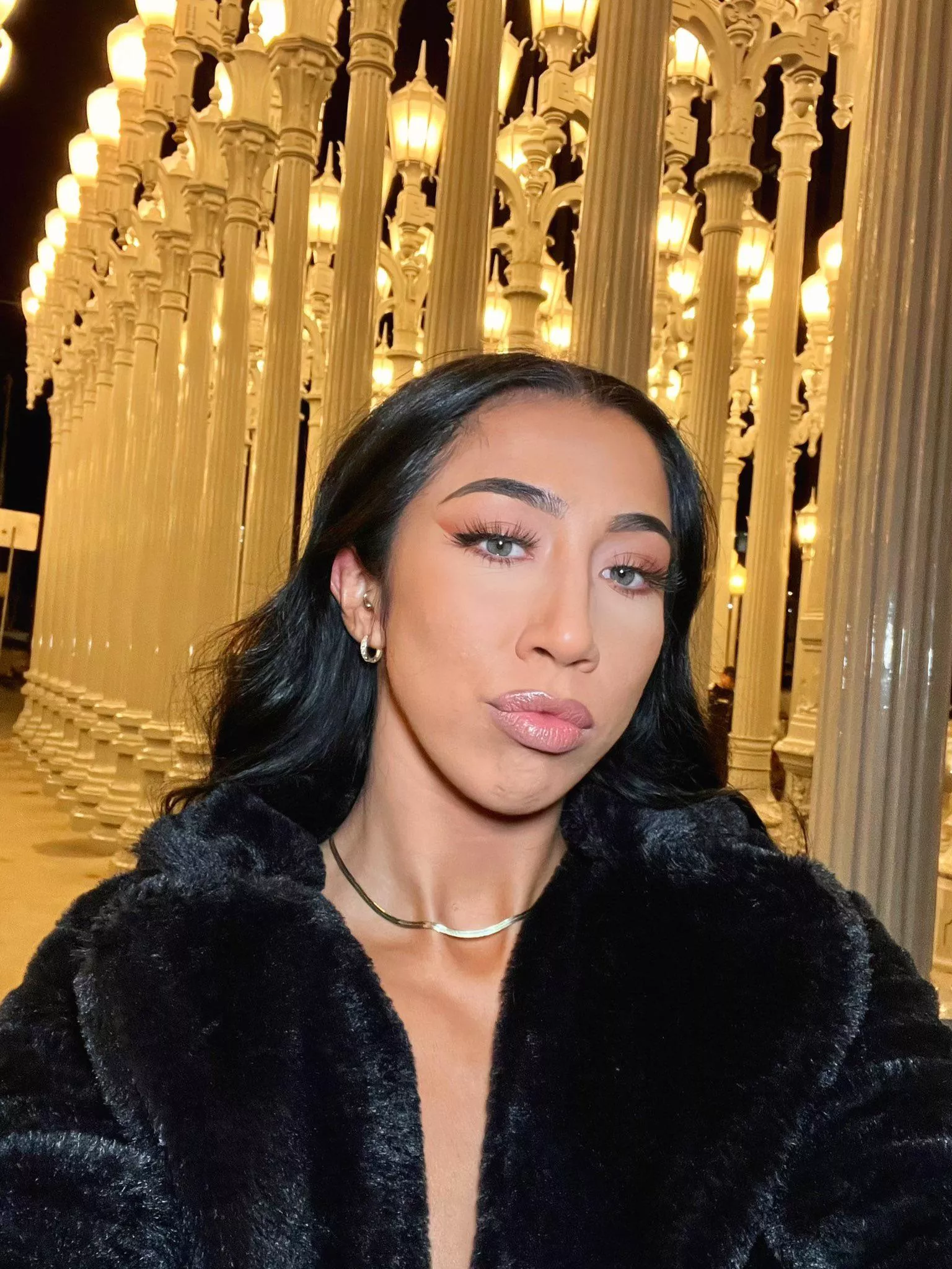 Indi Hartwell posted by thehornypage