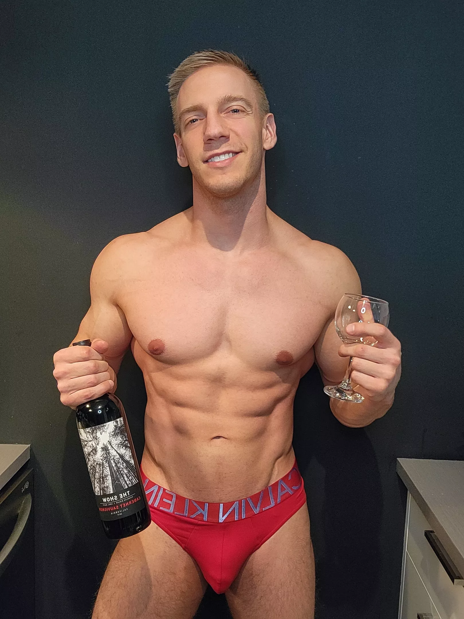 Its the weekend 🤪! posted by John_fitness91