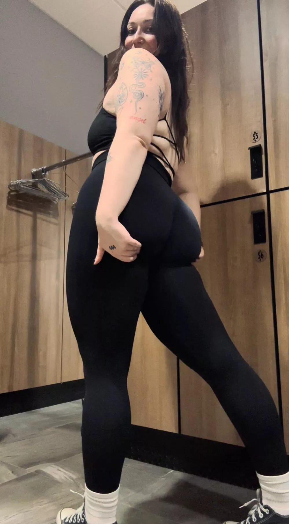 Just a big peachy 🍑🍑 posted by urlocalgymcrush