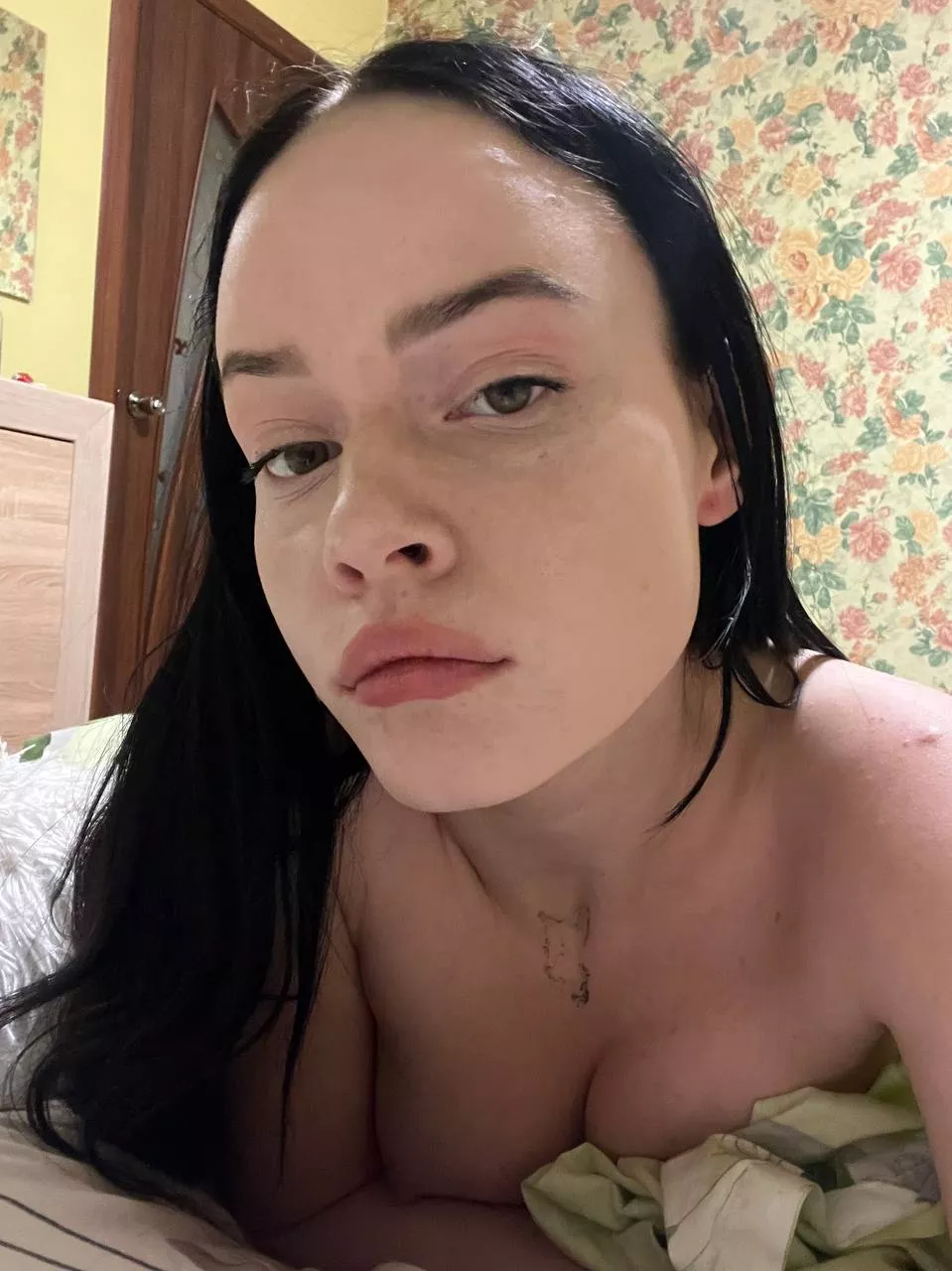 just my nude selfie <3 posted by Fleettinting67