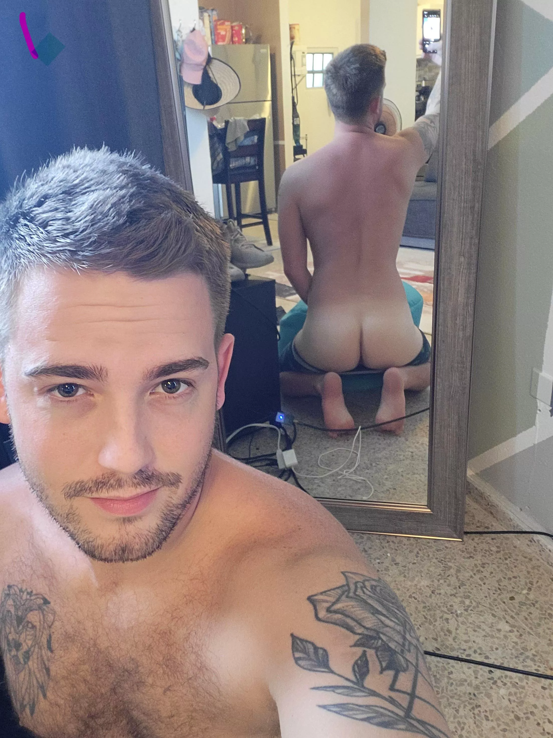 Kinda horny at work 29 @dylanleeherbst send me stuff posted by glaukglauk1