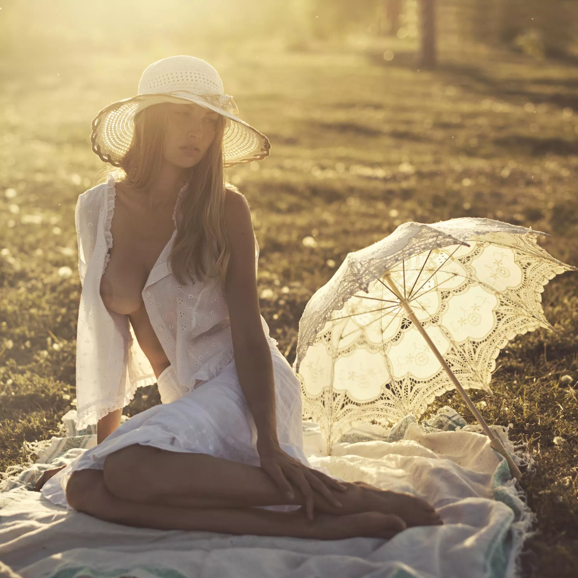 Lady in white. posted by DubnitskiyDavid