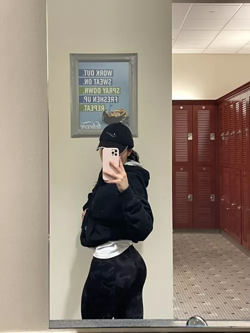 let’s get this friday workout by isabelladyn