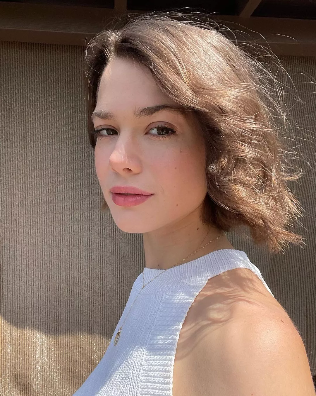 Michelle Ellyse Schlaman posted by sagar9175