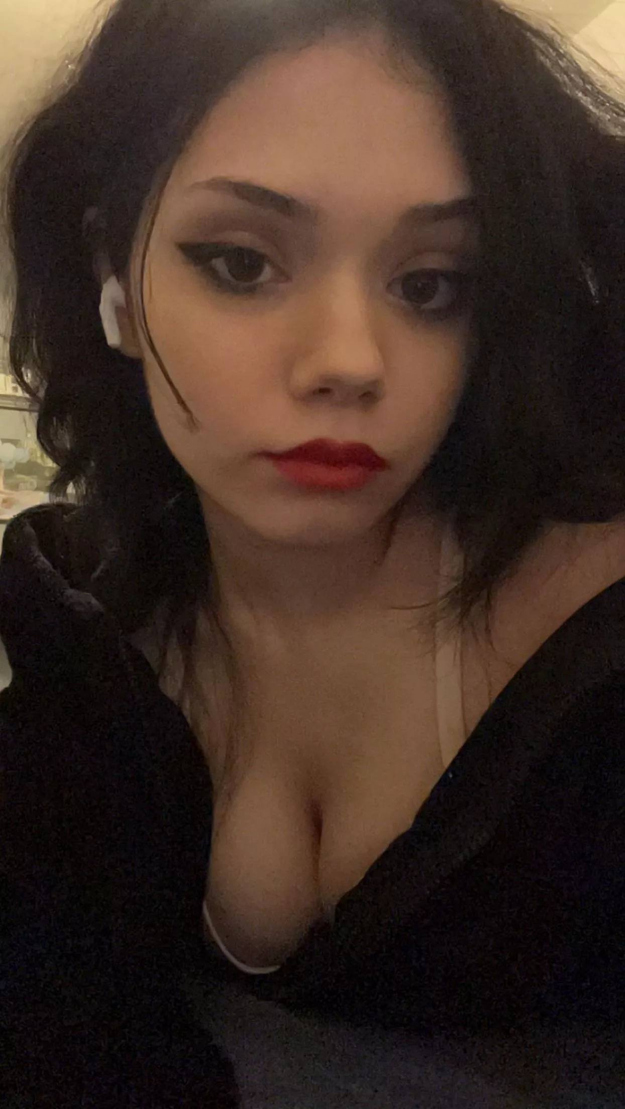 my eyes are up here bro posted by gatitosenjoyer