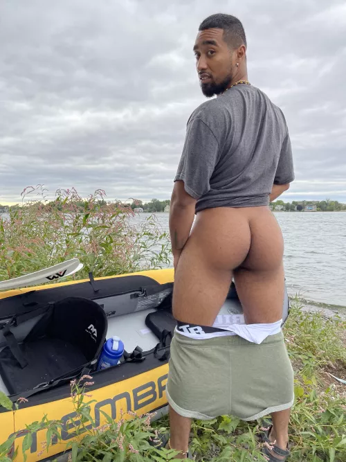 Not your average adventurer by AndellWest