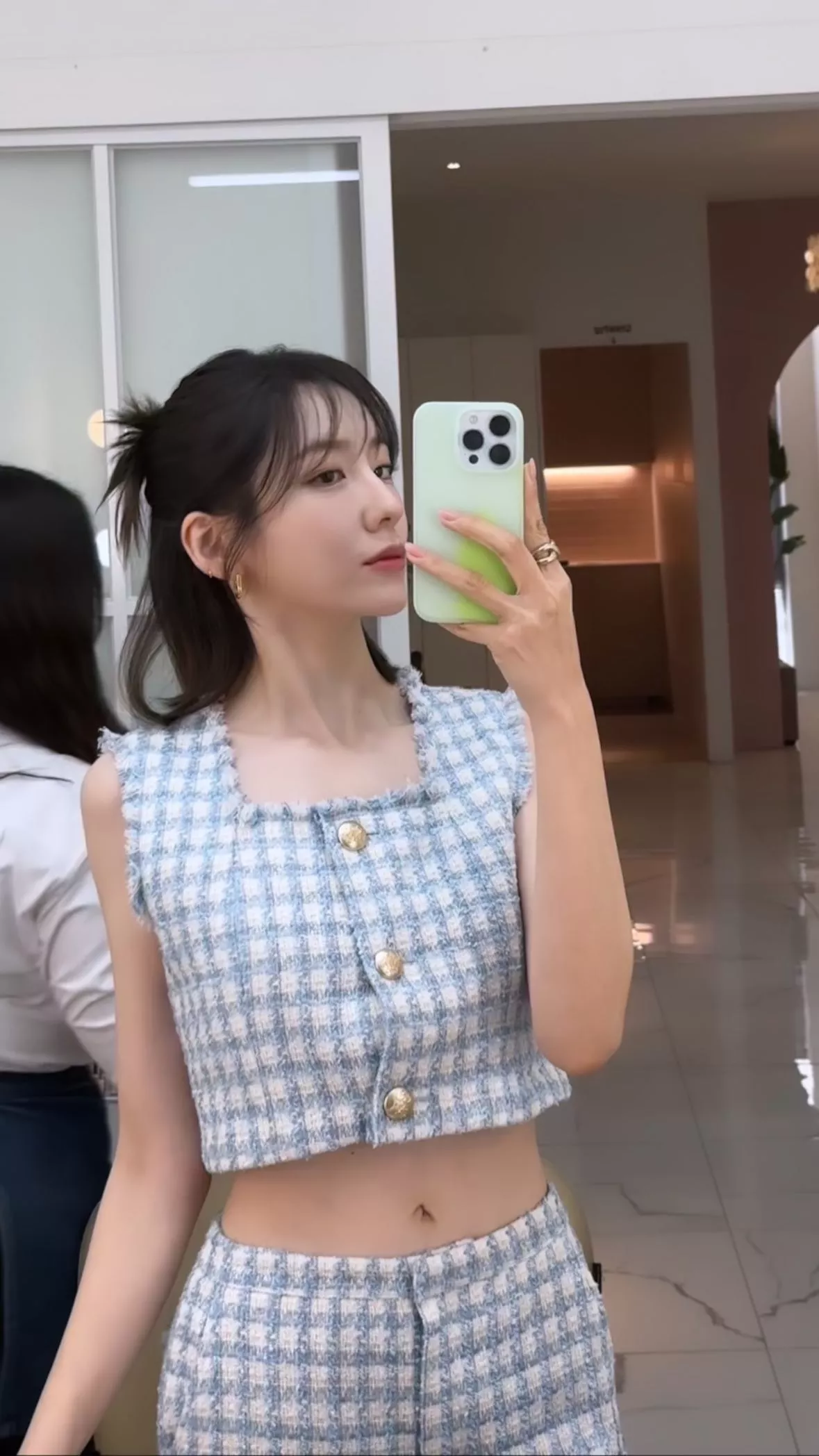 Park Ji-hyun posted by Vivid-Network9397