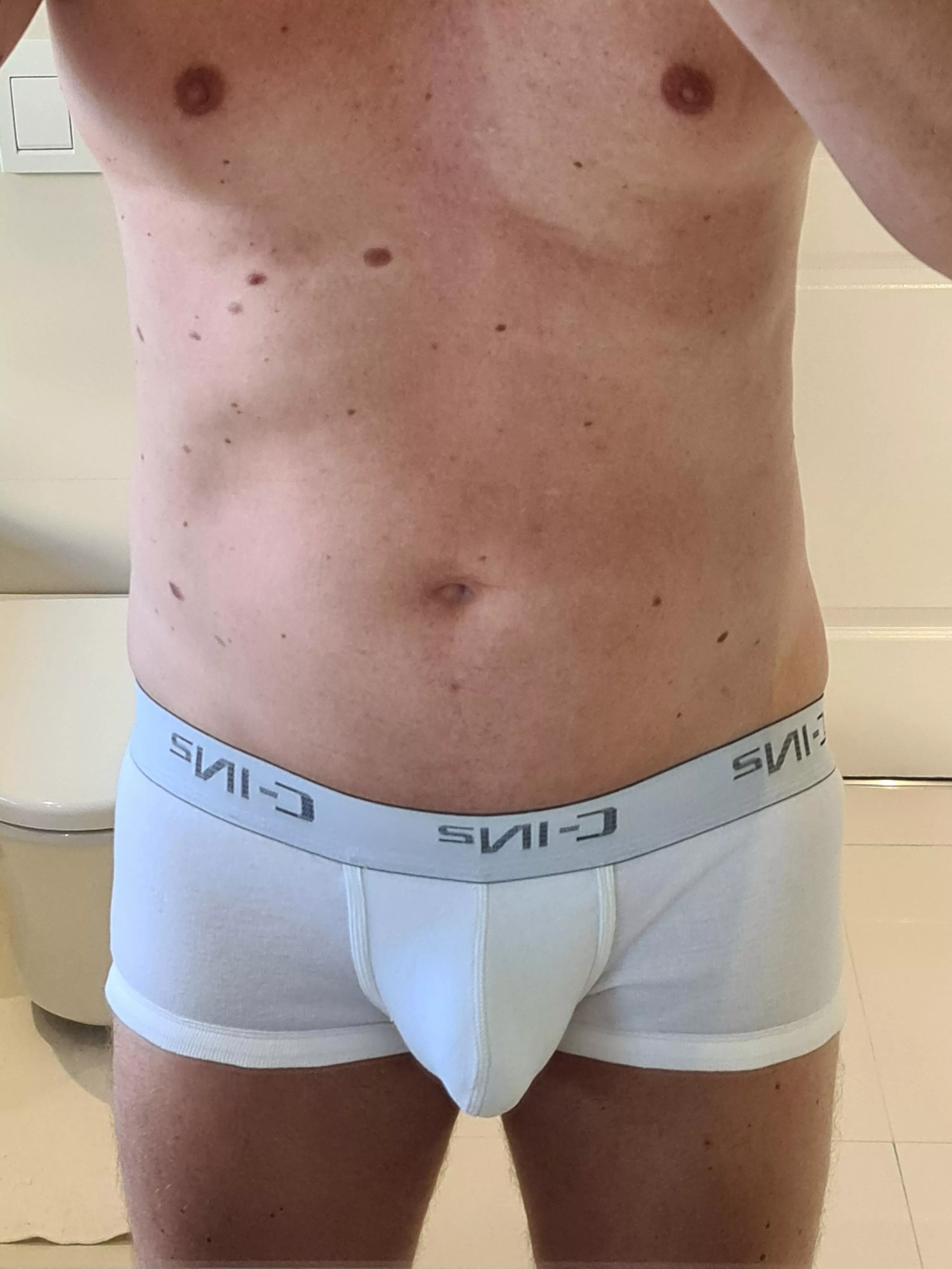 Pouchy... posted by Poepholza