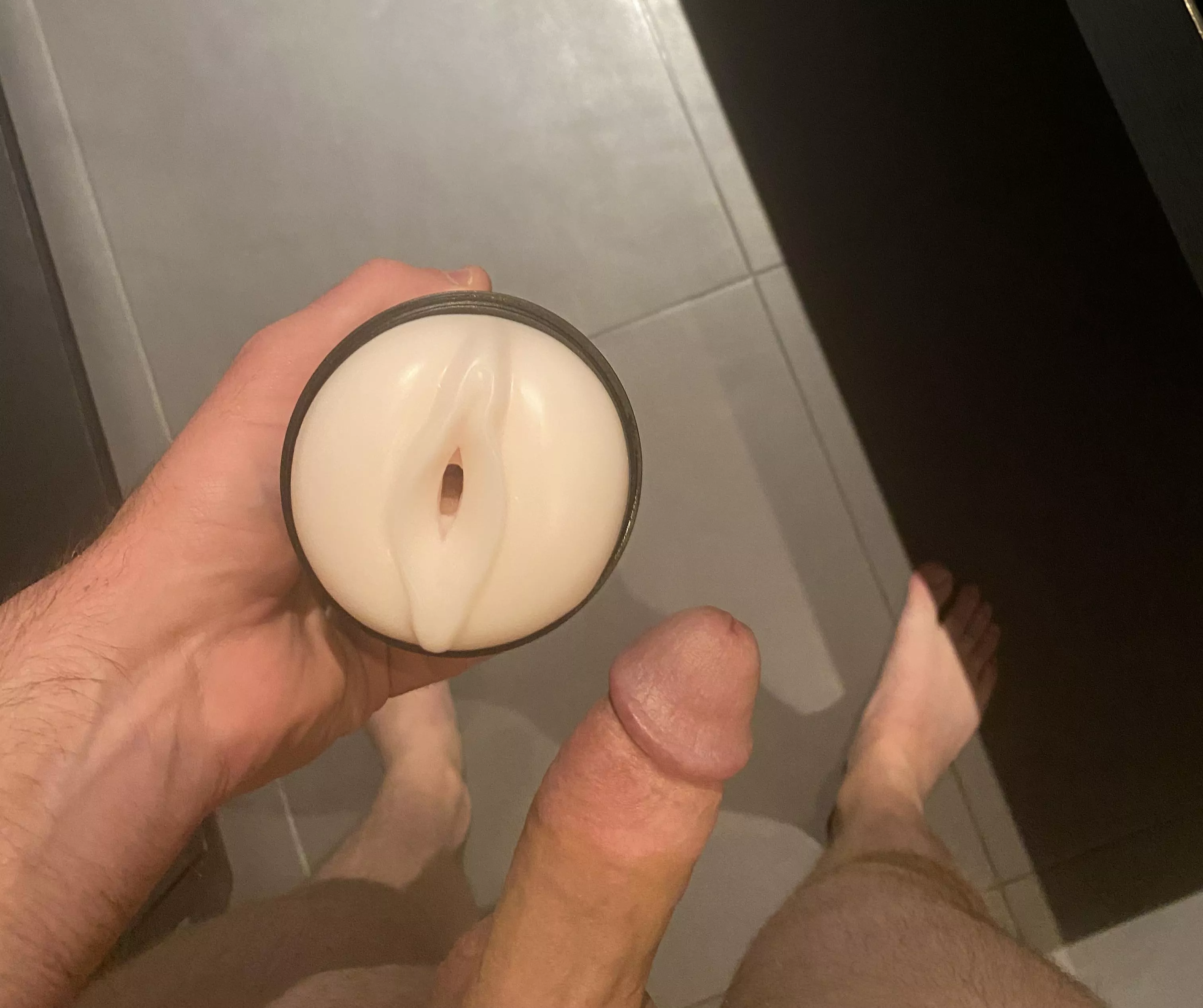 Pro tip: soak the silicone in hot water before use. Thank me later. 🤪 posted by roek7