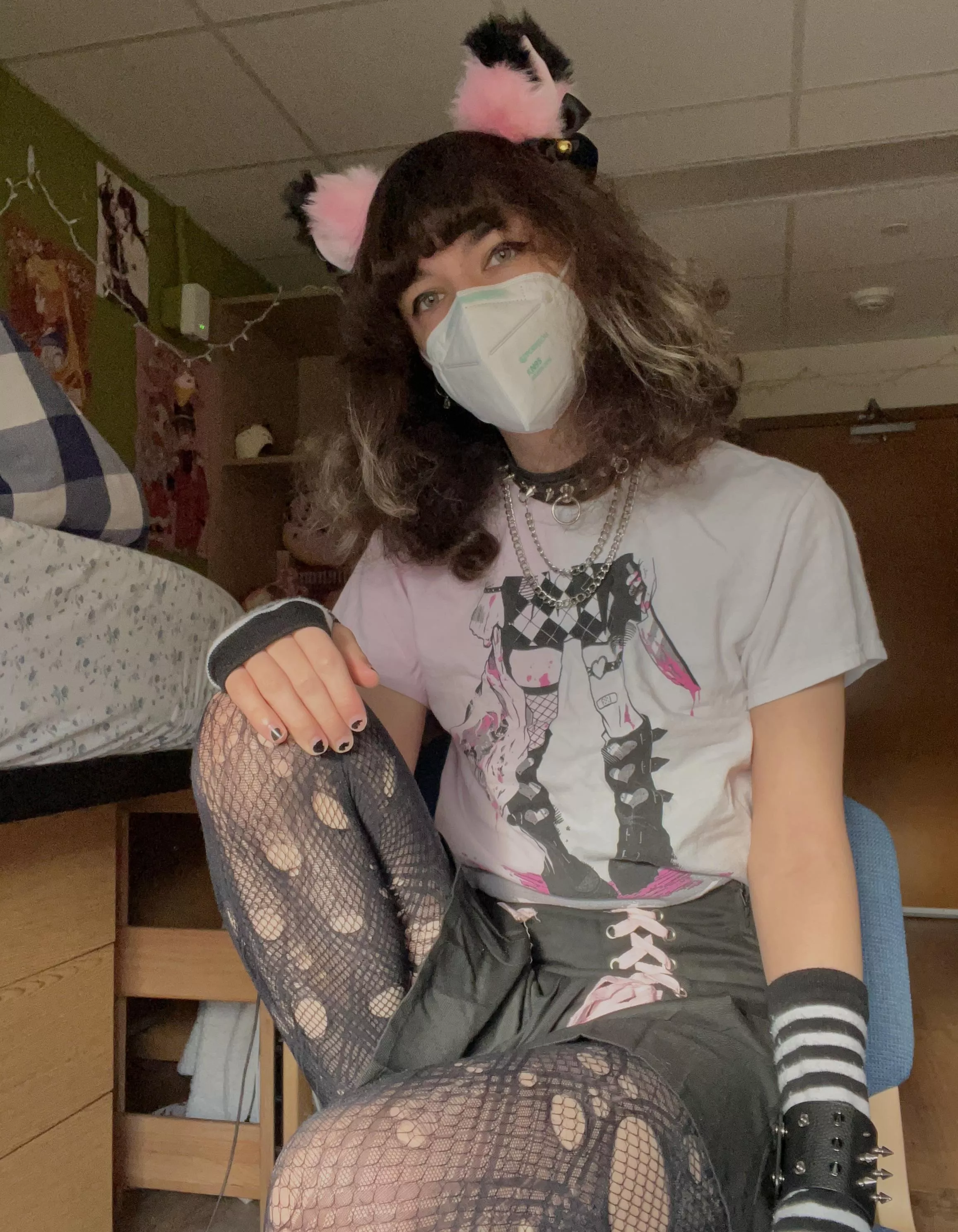 Ripped up some tights posted by KatLily47